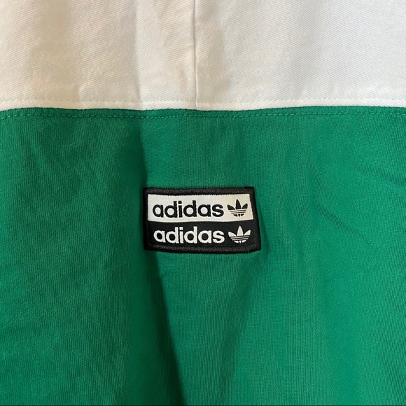 adidas colorblock cropped tee - Picture 2 of 4